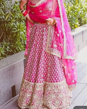 https://radhedesigner.com/images/thumbs/000/0005841_indian-bollywood-lehenga-choli-party-wear-lengha-dress_450.webp