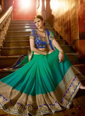 https://radhedesigner.com/images/thumbs/000/0005877_indian-bollywood-saree-wedding-bride-wear-lehenga-choli_450.webp