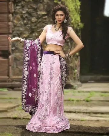 https://radhedesigner.com/images/thumbs/000/0006075_indian-designer-lehengapakistani-bridal-wedding-wear-l_450.webp