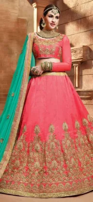 Picture of indian pakistani bollywood bridal wedding designer gree