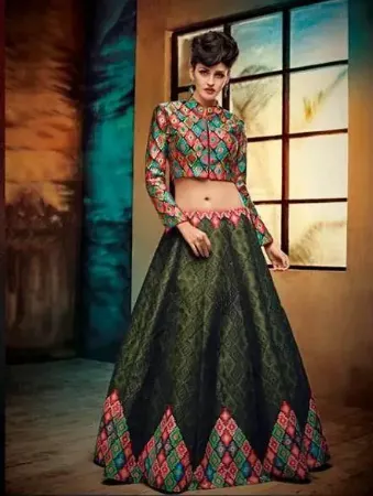 https://radhedesigner.com/images/thumbs/000/0006366_indian-pakistani-bollywood-modest-maxi-gown-designer-we_450.webp