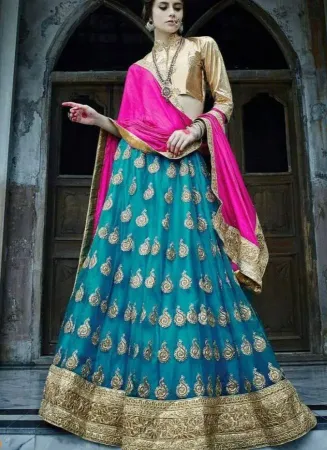 https://radhedesigner.com/images/thumbs/000/0006408_indian-pakistani-bridal-wedding-lehenga-designer-ethnic_450.webp