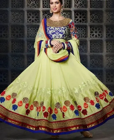 https://radhedesigner.com/images/thumbs/000/0006462_indian-party-bollywood-women-designer-pakistani-leheng_450.webp