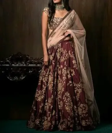 https://radhedesigner.com/images/thumbs/000/0006785_lehenga-choli-bollywood-latest-indian-traditional-weddi_450.webp