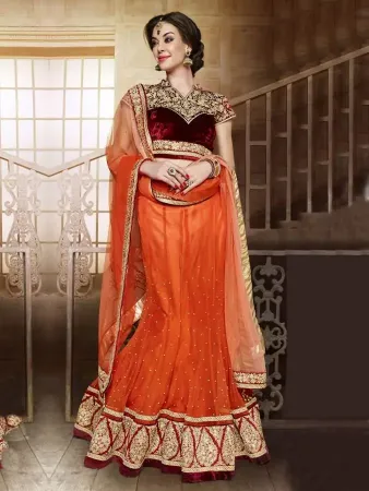 https://radhedesigner.com/images/thumbs/000/0007044_lehenga-dress-singaporelehenga-long-topchaniya-cholic_450.webp