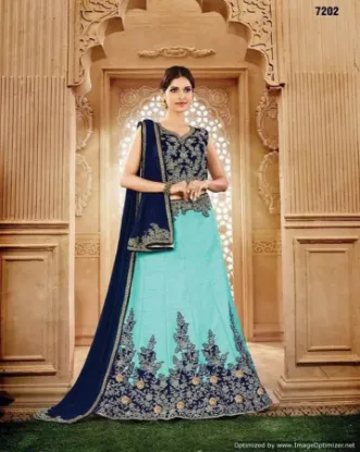 Picture of lehenga dress up style,lehenga manish malhotrachaniya c