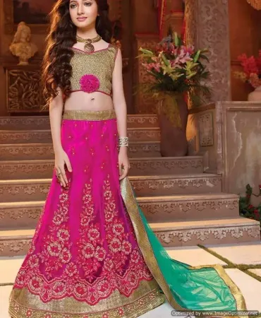 https://radhedesigner.com/images/thumbs/000/0007212_lehenga-set-leheriya-prints-georgette-brocade-in-purple_450.webp