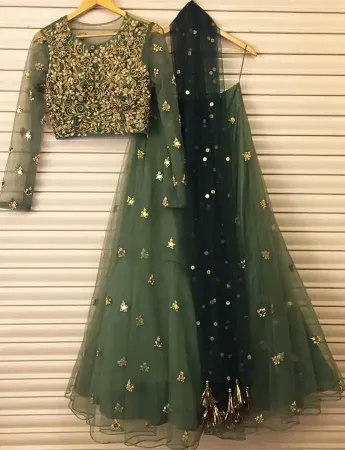 https://radhedesigner.com/images/thumbs/000/0007494_modest-maxi-gown-listingindian-lehenga-choli-ethnic-bo_450.webp