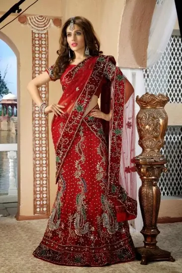 Picture of pakistani bridal lehenga collection 2024,lehenga 500 ta