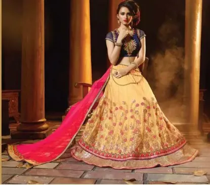 Picture of pakistani bridal lehenga online shopping,3 piece lehen,