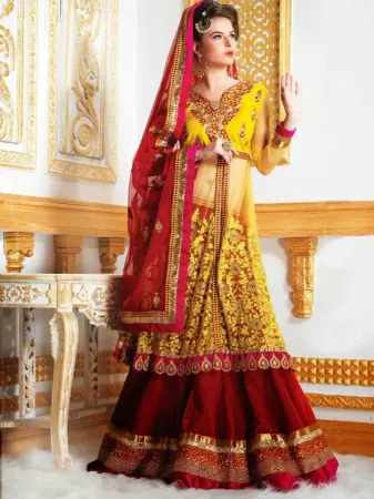 https://radhedesigner.com/images/thumbs/000/0007905_pakistani-bridal-lehenga-photo3-piece-lehengachaniya-c_450.webp