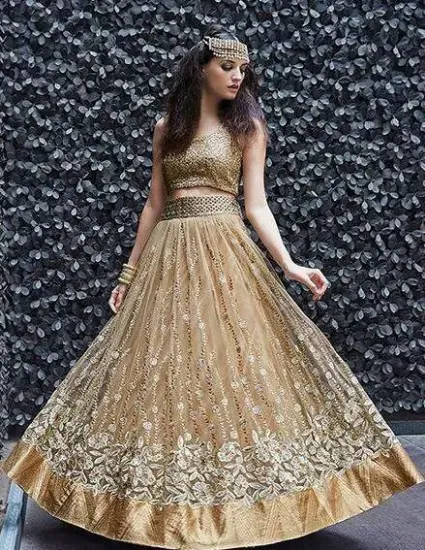 Picture of pakistani bridal wedding wear lehenga choliindian desi,