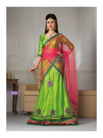 https://radhedesigner.com/images/thumbs/000/0008016_pakistani-wedding-bollywood-indian-lehenga-women-design_450.webp