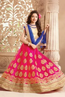 Picture of party wear lehenga by manish malhotra 2024,velvet lehen