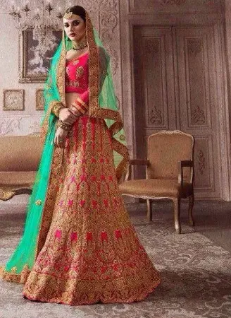 https://radhedesigner.com/images/thumbs/000/0008153_party-wear-lehenga-designs-imagesfull-velvet-lehengach_450.webp