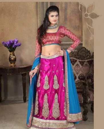 https://radhedesigner.com/images/thumbs/000/0008196_party-wear-lehenga-online-myntravelvet-wedding-lehenga_450.webp