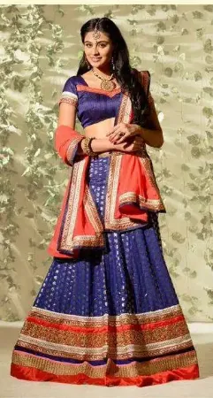 https://radhedesigner.com/images/thumbs/000/0008212_party-wear-lehenga-suitchaniya-cholicholilehengabell_450.webp