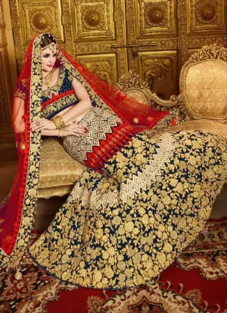 https://radhedesigner.com/images/thumbs/000/0008283_phantom-silk-fabric-lehenga-choli-pakistani-designer-we_450.webp