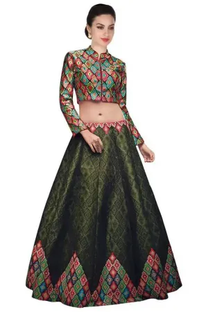 https://radhedesigner.com/images/thumbs/000/0008342_rani-velvet-lehengaghagra-choli-lookchaniya-cholicho_450.webp