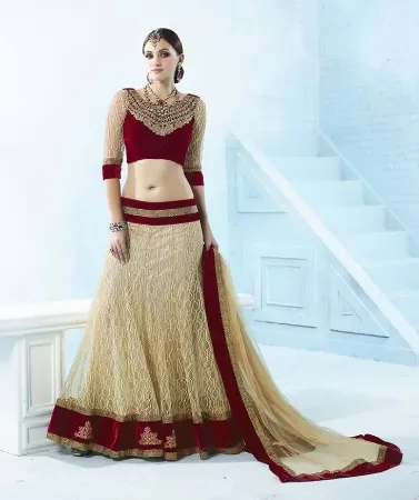 https://radhedesigner.com/images/thumbs/000/0008357_raw-silk-lehenga-ukchaniya-cholicholilehengabelly-da_450.webp