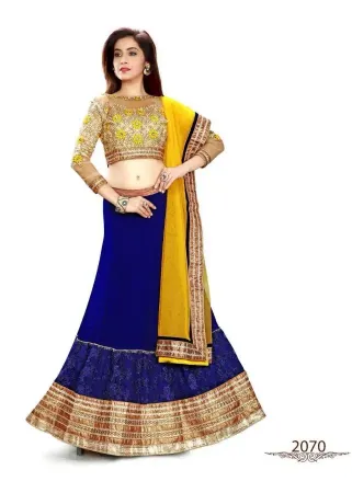 https://radhedesigner.com/images/thumbs/000/0008439_rent-a-bridal-lehenga-in-delhilehenga-choli-englandch_450.webp