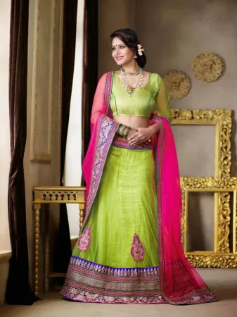 https://radhedesigner.com/images/thumbs/000/0008442_rent-a-bridal-lehengalehenga-choli-elanchaniya-cholic_450.webp