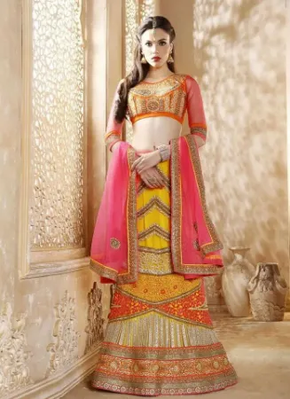 https://radhedesigner.com/images/thumbs/000/0008495_saree-wedding-party-wear-pakistani-lehenga-indian-modes_450.webp