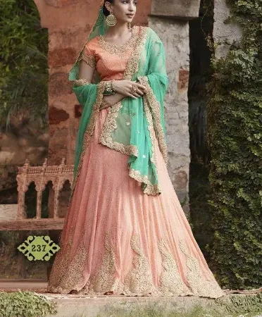 https://radhedesigner.com/images/thumbs/000/0008515_sari-party-lehenga-wedding-indian-bollywood-saree-desi_450.webp