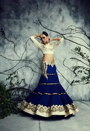 https://radhedesigner.com/images/thumbs/000/0008572_silk-lehenga-skirtchaniya-cholicholilehengabelly-dan_450.webp