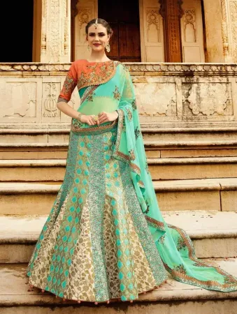 https://radhedesigner.com/images/thumbs/000/0008686_u-choli-lehenga-ethnic-bollywood-traditional-bridal-wo_450.webp