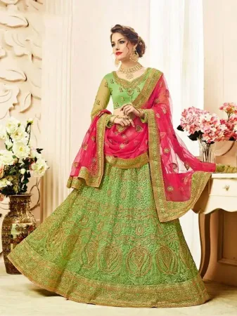 https://radhedesigner.com/images/thumbs/000/0008886_velvet-lehenga-simpleghagra-choli-long-blouse-designs_450.webp