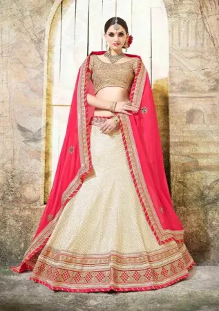 https://radhedesigner.com/images/thumbs/000/0008946_wedding-bollywood-lehenga-choli-partywear-designer-late_450.webp