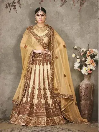 https://radhedesigner.com/images/thumbs/000/0008961_wedding-designer-banarasi-silk-lehenga-bollywood-pakist_450.webp