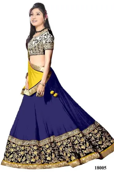 Picture of women saree lehenga bollywood indian party dress sari ,