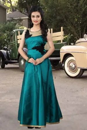 https://radhedesigner.com/images/thumbs/001/0011612_high-neck-velvet-long-prom-dresses-mermaid-appliques-q_450.webp