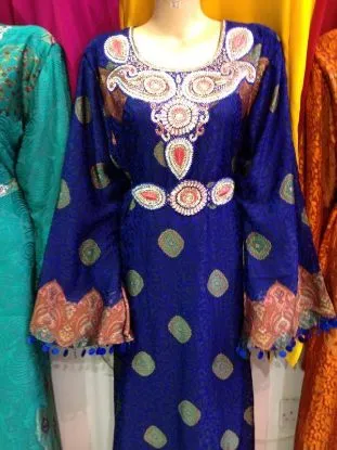 Picture of modest maxi gown dubai moroccan kaftan abaya jilbab ara