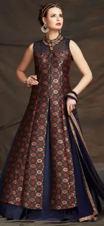 https://radhedesigner.com/images/thumbs/001/0012341_long-backless-evening-dress-formal-wedding-batik-print_450.webp