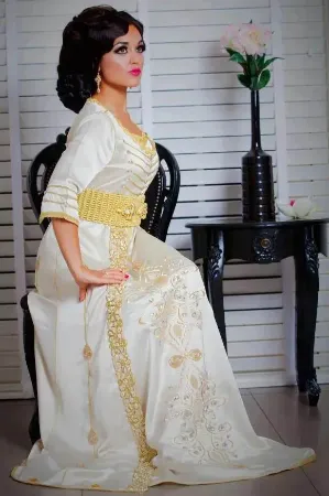 https://radhedesigner.com/images/thumbs/001/0016765_abaya-and-heelsabaya-and-heelsabayajilbabkaftan-dre_450.webp