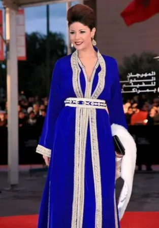 https://radhedesigner.com/images/thumbs/001/0017245_abaya-witcherabaya-witcherabayajilbabkaftan-dressd_450.webp