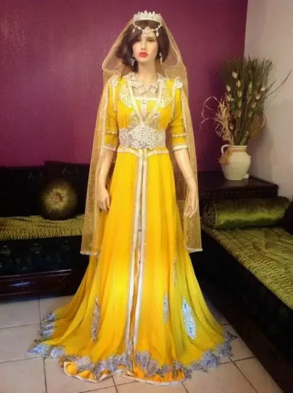Picture of White Georgette Jilbab Dress with Bridesmaid Party Wear for Women Royal Style