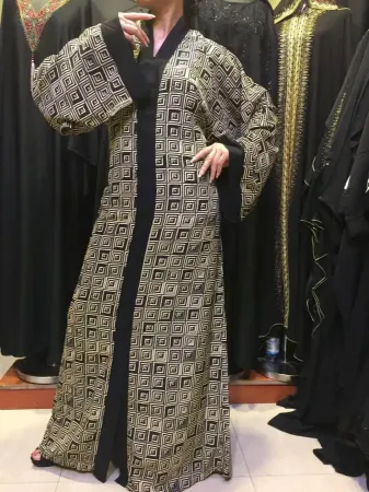 https://radhedesigner.com/images/thumbs/001/0019378_burka-w-ukcaftan-80-eurosabayajilbabkaftan-dressdu_450.webp