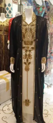 Picture of designer wear abaya for kuwaiti ladies with unique des,