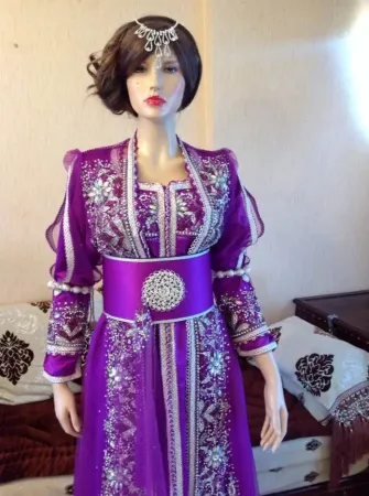 https://radhedesigner.com/images/thumbs/002/0020248_designer-wear-khaleeji-thobe-for-saudi-arabian-ladies-_450.webp