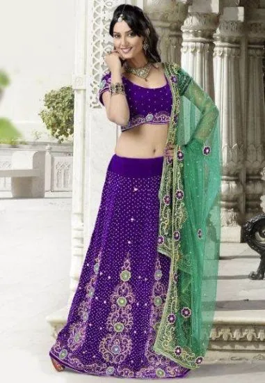 Picture of bollywood green lehenga,how to stitch ghagra choli vide