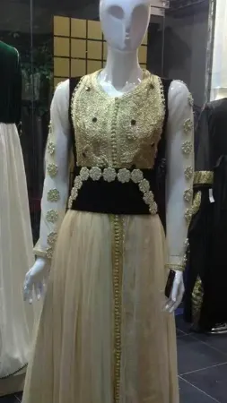 https://radhedesigner.com/images/thumbs/002/0021697_farasha-photosbridal-dress-edmontonabayajilbabkafta_450.webp