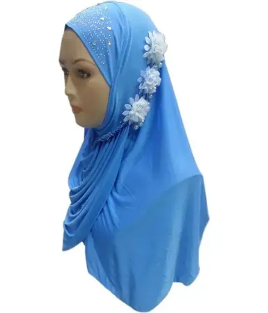 https://radhedesigner.com/images/thumbs/002/0022463_instant-hijabslip-on-arjeta-aida-naim-chiffon-hijab_450.webp