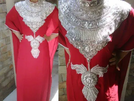 https://radhedesigner.com/images/thumbs/002/0023064_kaftan-traditionalcaftano-e-jeansabayajilbabkaftan_450.webp