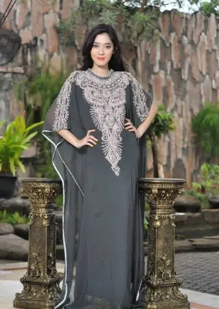 https://radhedesigner.com/images/thumbs/002/0023081_kaftan-untuk-orang-gemukkaftan-for-the-beachabayajil_450.webp