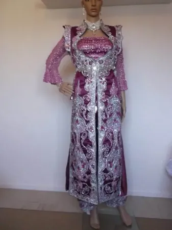 https://radhedesigner.com/images/thumbs/002/0023146_l-wedding-dressabayajilbabkaftan-dressdubai-kaftan_450.webp