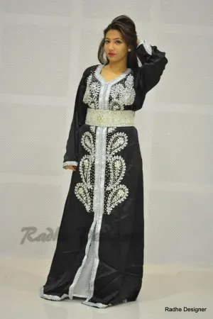 https://radhedesigner.com/images/thumbs/002/0023522_modern-dubai-caftan-dress-abaya-jilbab-kheleeji-seq-y1_450.webp